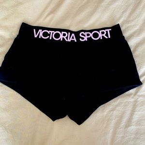 Victoria sport shorts